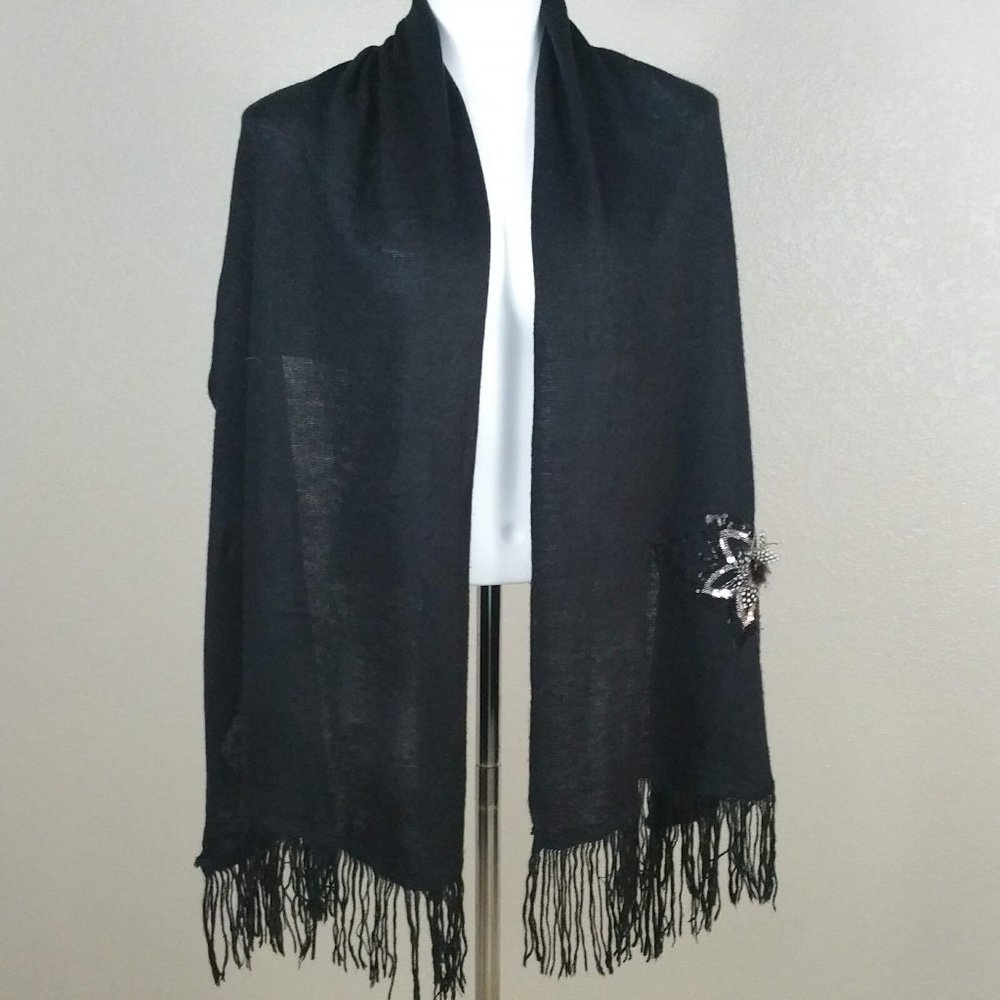 5/$25 Womens Knit Scarf 24x70 Black Sequin Feather Flower Fringe Gorgeous
